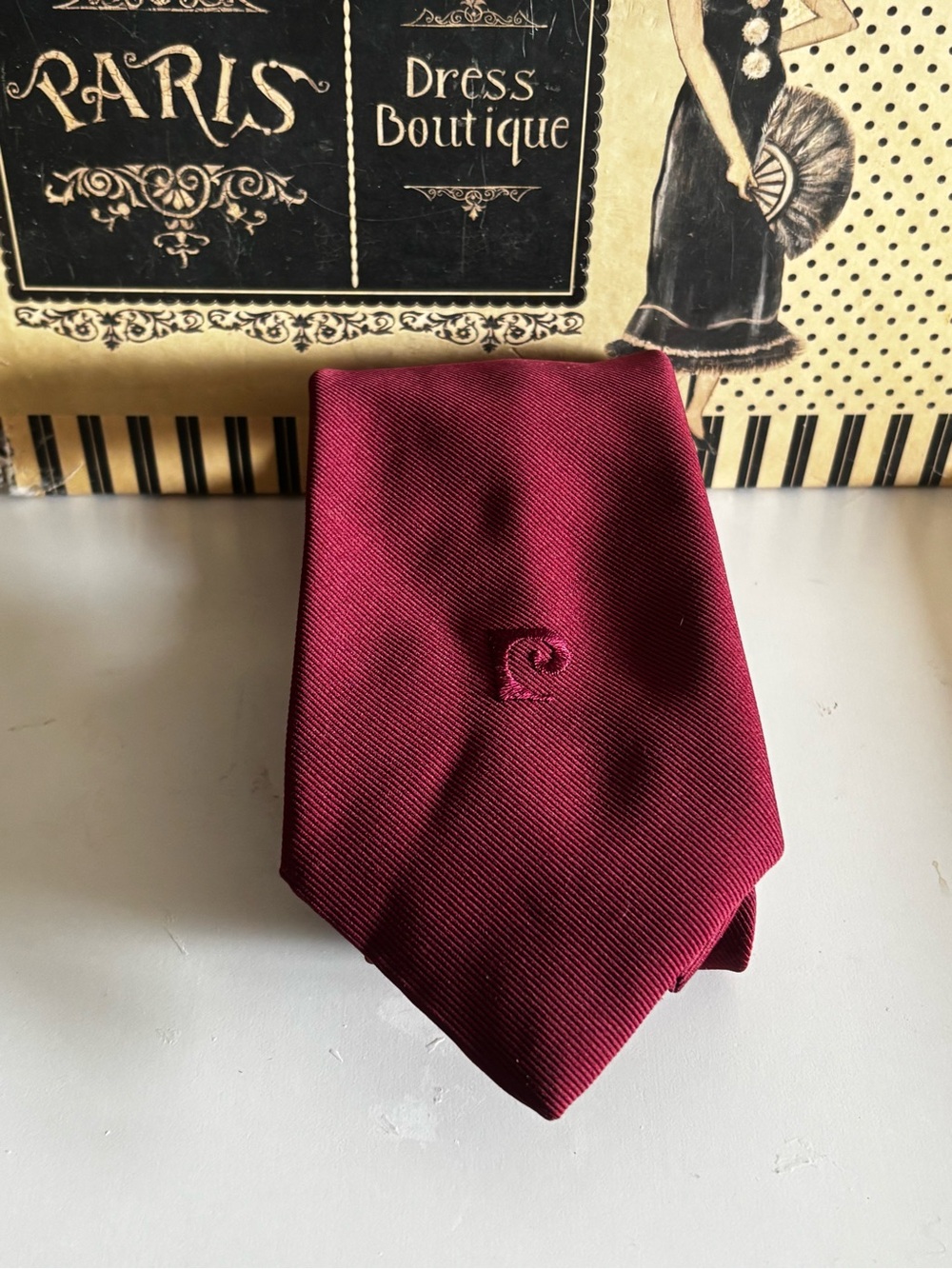 VTG Pierre Cardin , Saks 5 Ave Men's Burgundy Silk Tie - Classic Solid Burgundy